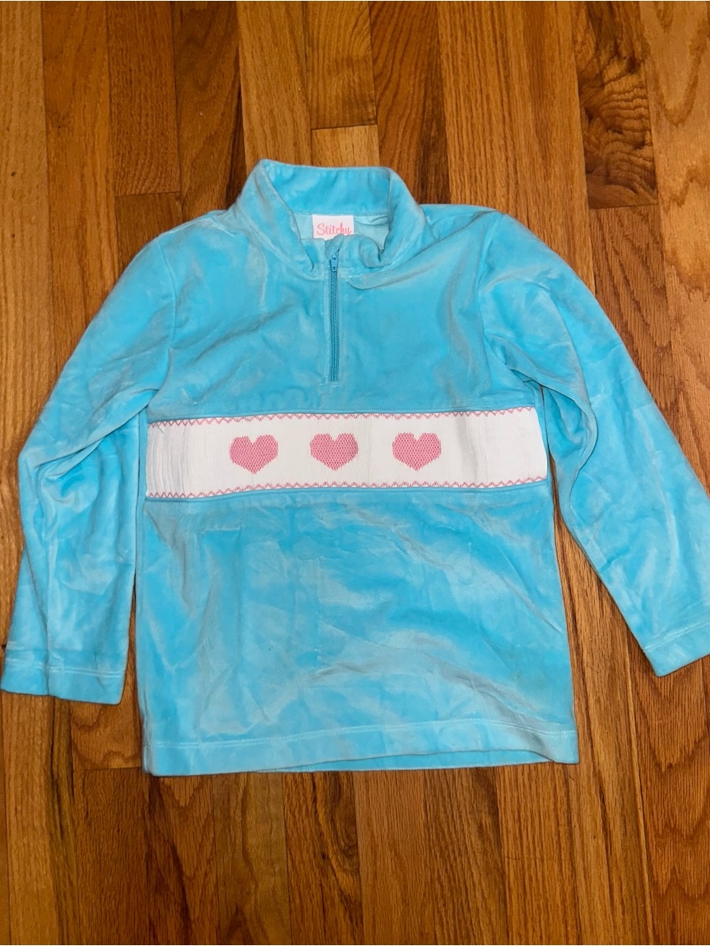 Stitchy Fish Three of Hearts Smocked Pullover Girls 6